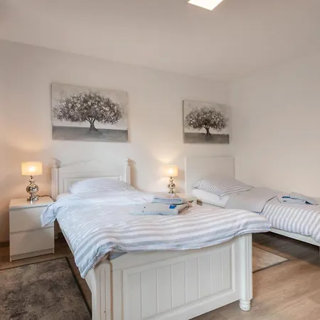 Apartment Kleines Glueck Delmenhorst