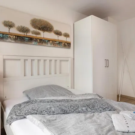 Kleines Glueck 델멘호르스트